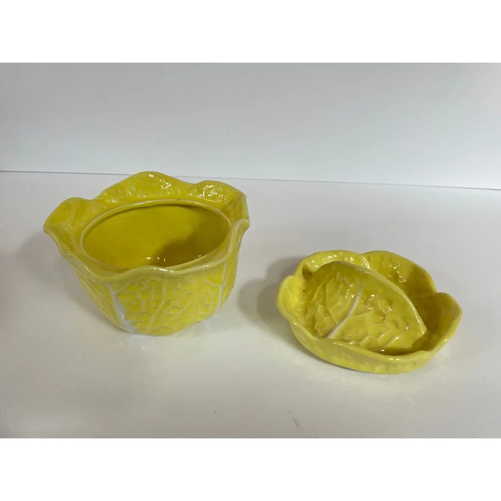 Vintage‎ Yellow Cabbage Leaf Ceramic Lidded Sugar Bowl Majolica Style Jar